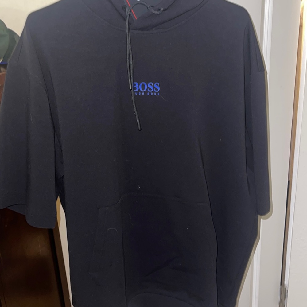 Boss warrior sweater size large black